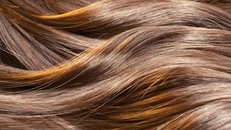 længde Vie skade Hvad dækker farven brunette over? | Garnier